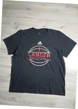 t-shirt adidas basketball taille XL, marque: adidas, état: Très bon état, taille: XL, 6,00 €, 7,00 € Protection acheteurs incluse