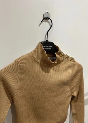 Maglioncino cammello a costine con bottoni oro • Nuovo con etichetta, staat: Nieuw met prijskaartje, maat: Universele maat, € 5,00, € 5,95 inclusief Kopersbescherming