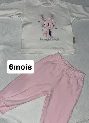 Petit ensemble fille, marque: Petit, état: Très bon état, taille: 3-6 mois / 62 cm, 2,50 €, 3,33 € Protection acheteurs incluse
