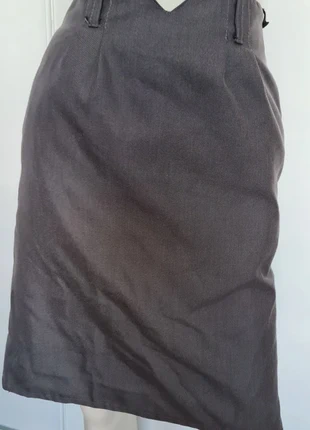 Jupe grise chic droite Taille haute, staat: Heel goed, maat: S / 36 / 8, € 6,50, € 7,53 inclusief Kopersbescherming