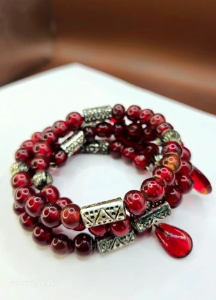 Vintage Red Beaded Coil Bracelet – Glass Beads with Silver Tone Accents, Boho Retro Style Jewellery, brand: Unique Vintage, condition: Very good, £7.95, £9.05 includes Buyer Protection Pro