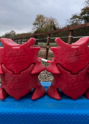 Horsemans Pride Rail Razers x 4, brand: horsemans pride, condition: Good, £20.00, £21.70 includes Buyer Protection