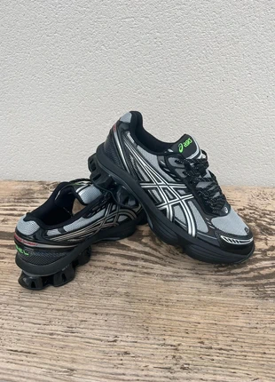 Baskets Asics, marque: Asics, état: Neuf avec étiquette, taille: 41,5, 60,00 €, 63,70 € Protection acheteurs incluse