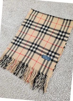 Écharpe Burberry mixte tartan beige a carreaux 100% laine, brand: Burberry, condizioni: Ottime, €40.00, €42.70 include la Protezione acquisti