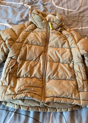 Doudoune Décathlon Quechua beige taille 6ans, marca: Quechua, estado: Muito bom, tamanho: 6 anos / 116 cm, €18.00, €19.60 inclui Proteção do Comprador