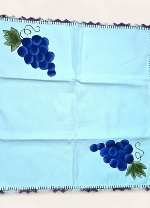 Pano de Cozinha/Mesa Pintado à Mão, com renda (Made in Açores)- Arte na sua Casa!, marca: Fabrication Artisanale, estado: Novo com etiquetas, €15.00, €16.45 inclui Proteção do Comprador