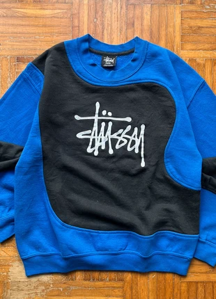 Stüssy Sweatshirt Blue & Black - Rework crewneck, marca: Stüssy, estado: Muy bueno, tamaño: S, 39,00 €, 41,65 € Protección al comprador incluida