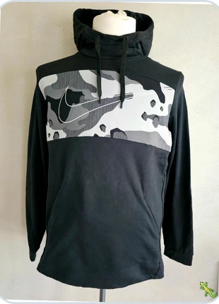 Sweat à capuche nike noir militaire taille L, marke: Nike, zustand: Sehr gut, größe: L, 19,90 €, 21,60 € beinhaltet Vinted-Käuferschutz Pro