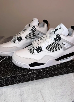 Jordan Air aj4, marque: Jordan, état: Neuf avec étiquette, taille: 40, 60,00 €, 63,70 € Protection acheteurs incluse