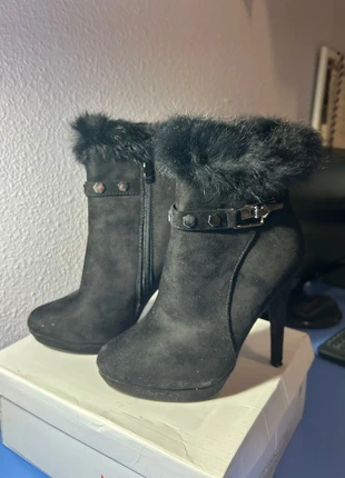 Botines negros de Y&L, marque: Y&L, état: Très bon état, taille: 37, 5,00 €, 5,95 € Protection acheteurs incluse