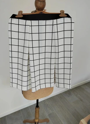 108 35 € Jupe Cop Copine taille 36 Neuve, brand: Cop Copine, condition: New without tags, size: S / 36 / 8, €35.00, €37.45 includes Buyer Protection