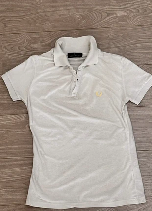 Polo Fred Perry Twin Tipped Bianca e Oro – Taglia XXL, Condizioni Ottime, marque: Fred Perry, état: Très bon état, taille: XXL, 15,00 €, 16,45 € Protection acheteurs incluse