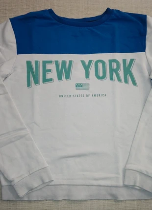 Pull New York, marca: Kiabi, estado: Bueno, tamaño: 12 años / 152 cm, 2,50 €, 3,33 € Protección al comprador incluida