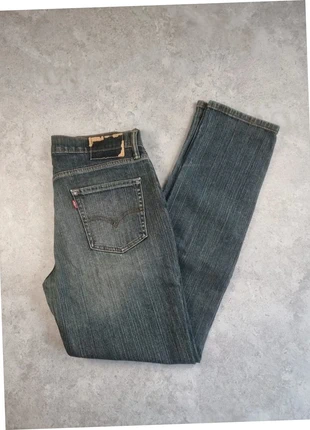259. Jean Levi's 514 - Coupe droite classique Taille basse - Bleu marine - W31/L32 - FR40, brand: Levi's, condition: Very good, size: W31, €18.14, €19.75 includes Buyer Protection Pro