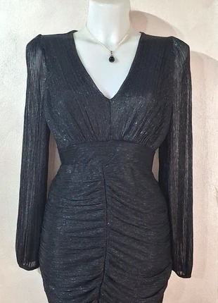 Splendido mini abito in lurex, totalblack, con gonna drappeggiata, brand: ELEGANTE, condizioni: Nuovo senza cartellino, taglia: S / IT 40 / EU 36, €14.90, €16.35 include la Protezione acquisti