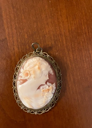 Camée ovale en coquille, staat: Goed, € 30,00, € 32,20 inclusief Kopersbescherming