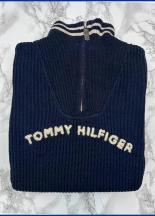 Sweat 1/4 Zip, Halfzip Tommy Hilfiger Bleu marine / Col camionneur / Logo brodé / Taille S Homme, marke: Tommy Hilfiger, zustand: Sehr gut, größe: S, 30,00 €, 32,20 € inklusive Vinted-Käuferschutz