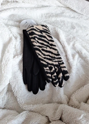 Gants chaud imprimés zèbre, marque: Tally Weijl, état: Neuf avec étiquette, taille: Taille unique, 5,00 €, 5,95 € Protection acheteurs incluse