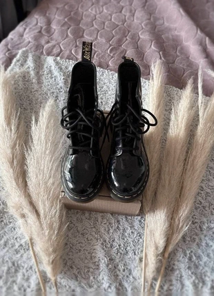 Magnifique boots dr Martens noir vernis, marca: Dr. Martens, estado: Novo sem etiquetas, tamanho: 36, €150.00, €158.20 inclui Proteção do Comprador