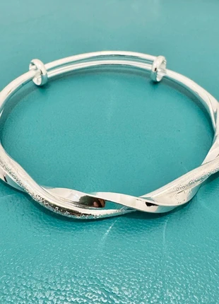 Twisted bangle bracelet, brand: Silver, condition: Very good, £6.00, £7.00 includes Buyer Protection