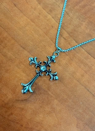 Very cool cross necklace religious inspired jezus necklace christianity y2k gothic punk trendy vibe, marque: y2k, état: Très bon état, 6,00 €, 7,00 € Protection acheteurs incluse