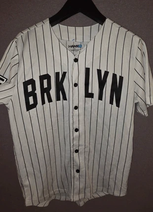 Chemise de base-ball Brooklyn, marque: Hawk, état: Très bon état, taille: M, 30,00 €, 32,20 € Protection acheteurs incluse