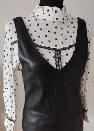 Mini robe en simili cuir moulante hyper sexy, marque: MNG, état: Très bon état, taille: XS / 34 / 6, 5,00 €, 5,95 € Protection acheteurs (Pro) incluse