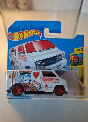 Hotwheels Dodge Van (damaged card), merk: Hot Wheels, staat: Nieuw zonder prijskaartje, maat: Prematuur, tot 44 cm, € 3,00, € 3,85 inclusief Kopersbescherming