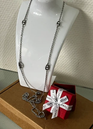 Sautoir en acier inoxydable jamais porté bien emballé dans jolie coffret, marque: Jolie, état: Très bon état, 9,00 €, 10,15 € Protection acheteurs incluse