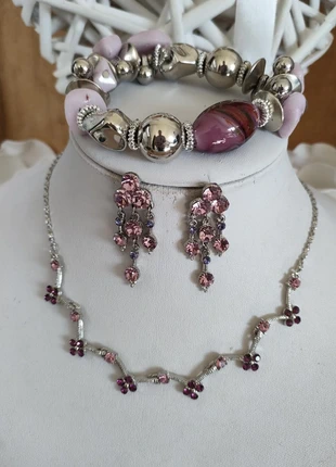 ketting met oorbellen en armband, merk: MKM, staat: Heel goed, € 7,95, € 9,05 inclusief Kopersbescherming