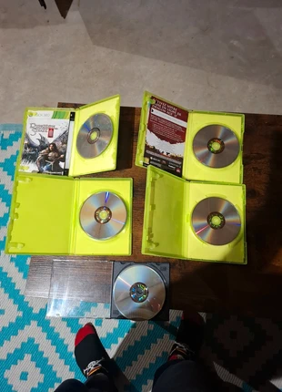 Lot 4 jeux xbox 360 et le sineme na pas de boîte d'origine, staat: Goed, € 12,00, € 13,30 inclusief Kopersbescherming
