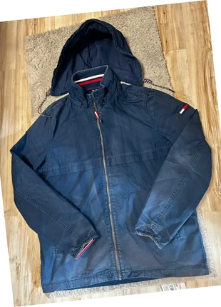Veste Tommy Jeans bleu marine XXL – Capuche amovible & détails tricolores, marca: Tommy Hilfiger, estado: Muy bueno, tamaño: XXL, 42,99 €, 45,84 € Protección al comprador incluida