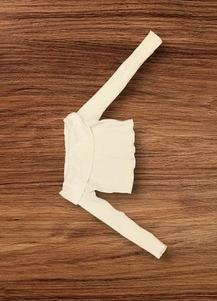 Top bianco invernale/autunnale, brand: Bershka, condizioni: Ottime, taglia: XS / IT 38 / EU 34, €7.50, €8.58 include la Protezione acquisti