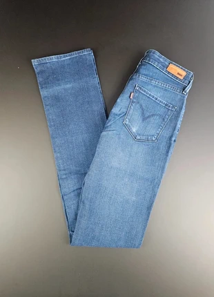 Jean Levi's bleu femme taille haute W26, brand: Levi's, condizioni: Ottime, taglia: S / IT 40 / EU 36, €17.50, €19.08 include la Protezione acquisti