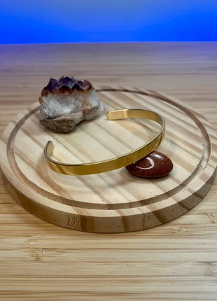 Bracelet rigide en métal doré - Kara, marke: Bracelet, zustand: Neu, 8,90 €, 10,05 € inklusive Vinted-Käuferschutz