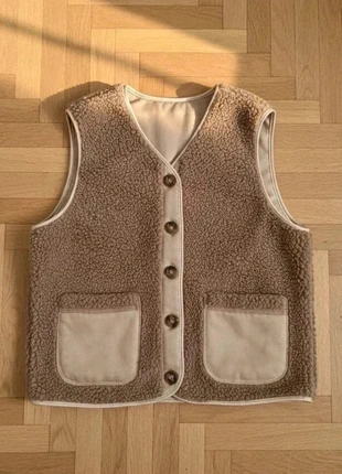 Veste sans manche class chic confort Minimaliste et élégant, marque: saint alpess, état: Neuf sans étiquette, taille: M / 38 / 10, 39,99 €, 42,69 € Protection acheteurs (Pro) incluse