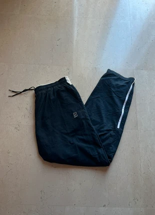 Nike Vintage Trackpants 90s Tennis Court Baggy Fit Blue Navy y2k cortez acg - Size XL, marque: Nike, état: Très bon état, taille: XL, 24,90 €, 26,85 € Protection acheteurs incluse