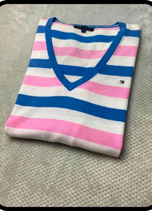 Pull Tommy Hilfiger, marque: Tommy Hilfiger, état: Très bon état, taille: M / 38 / 10, 13,00 €, 14,35 € Protection acheteurs (Pro) incluse