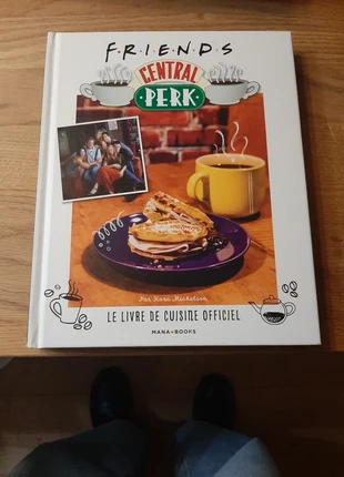 Livre recettes de Friends. Central perk, zustand: Sehr gut, 5,00 €, 5,95 € inklusive Vinted-Käuferschutz
