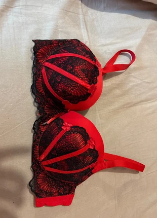 Soutiens-gorge push up, marque: sansnom., état: Neuf sans étiquette, taille: 90B, 4,00 €, 4,90 € Protection acheteurs incluse