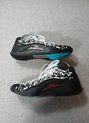 Baskets Jordan Zion 3 noir blanc turquoise Taille 42, brand: Jordan, condition: Very good, size: 42, €36.00, €38.50 includes Buyer Protection Pro