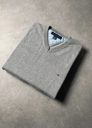 Pull vintage col V Tommy Hilfiger gris - Taille L, marque: Tommy Hilfiger, état: Satisfaisant, taille: L, 9,99 €, 11,19 € Protection acheteurs incluse