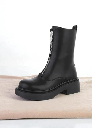 Paire de bottines très tendance, taille 39, merk: Autre boutique, staat: Heel goed, maat: 39, € 52,00, € 55,30 inclusief Kopersbescherming