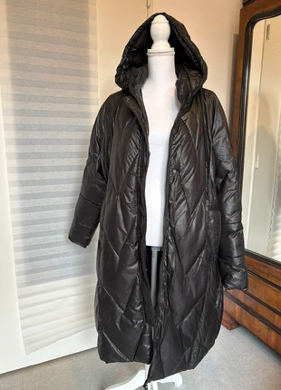 Longue doudoune noire, brand: Vintage Dressing, condizioni: Ottime, taglia: XXXL / IT 50 / EU 46, €30.00, €32.20 include la Protezione acquisti