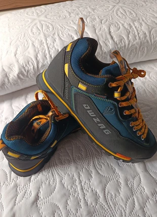 Zapatillas montaña senderismo treking, marque: Tatun Dwzag, état: Neuf sans étiquette, taille: 42, 27,00 €, 29,05 € Protection acheteurs incluse