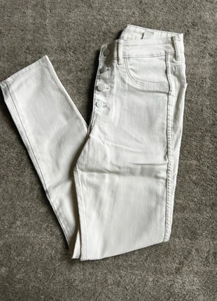 Jean skinny blanc 36, état: Très bon état, taille: S / 36 / 8, 7,00 €, 8,05 € Protection acheteurs incluse