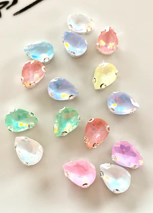 Lot de 15 strass à coudre en verre tons pastel pour couture ou création de bijoux, état: Très bon état, 3,60 €, 4,48 € Protection acheteurs (Pro) incluse