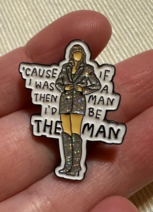 Spilla the man Taylor Swift, marque: Taylor Swift, état: Neuf sans étiquette, 5,99 €, 6,99 € Protection acheteurs incluse