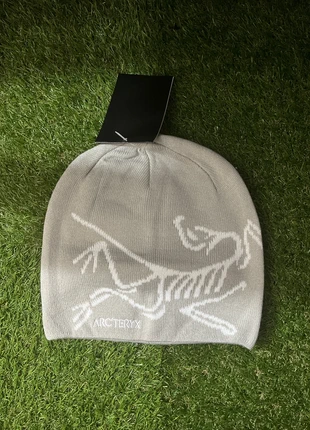 Bonnet arc’teryx gris, marca: Arc'teryx, estado: Muito bom, tamanho: Tamanho único, €20.00, €21.70 inclui Proteção do Comprador