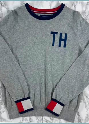 Pull Tommy Hilfiger Gris / Col rond / Logo brodé / Taille S Homme, marque: Tommy Hilfiger, état: Très bon état, taille: S, 23,00 €, 24,85 € Protection acheteurs incluse